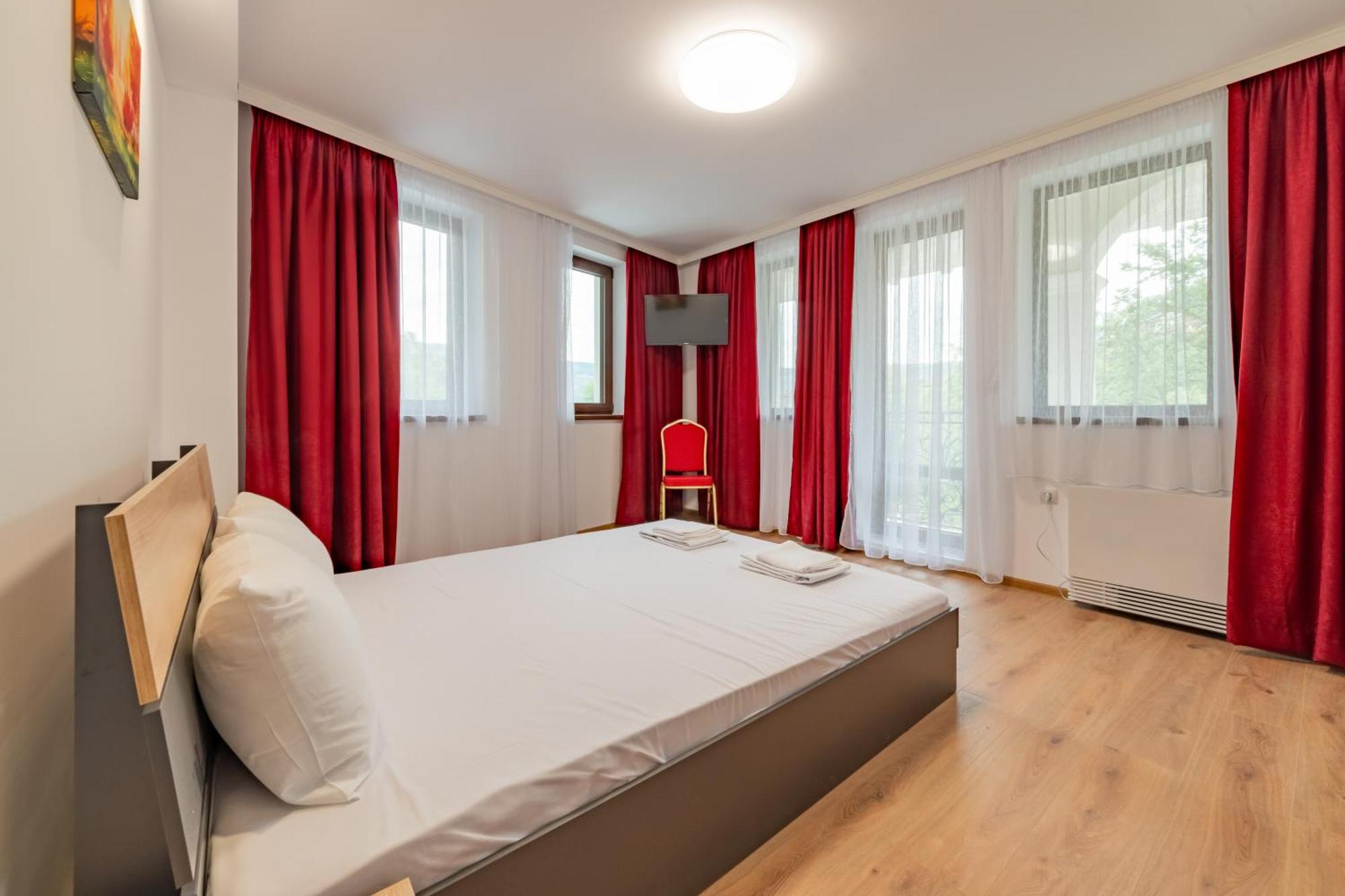 Hotel Ариа Wielkie Tyrnowo Zewnętrze zdjęcie